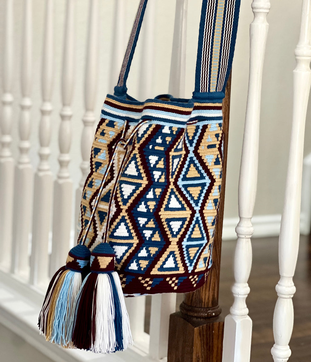 Shoulder Bag ~ MONSERRATE