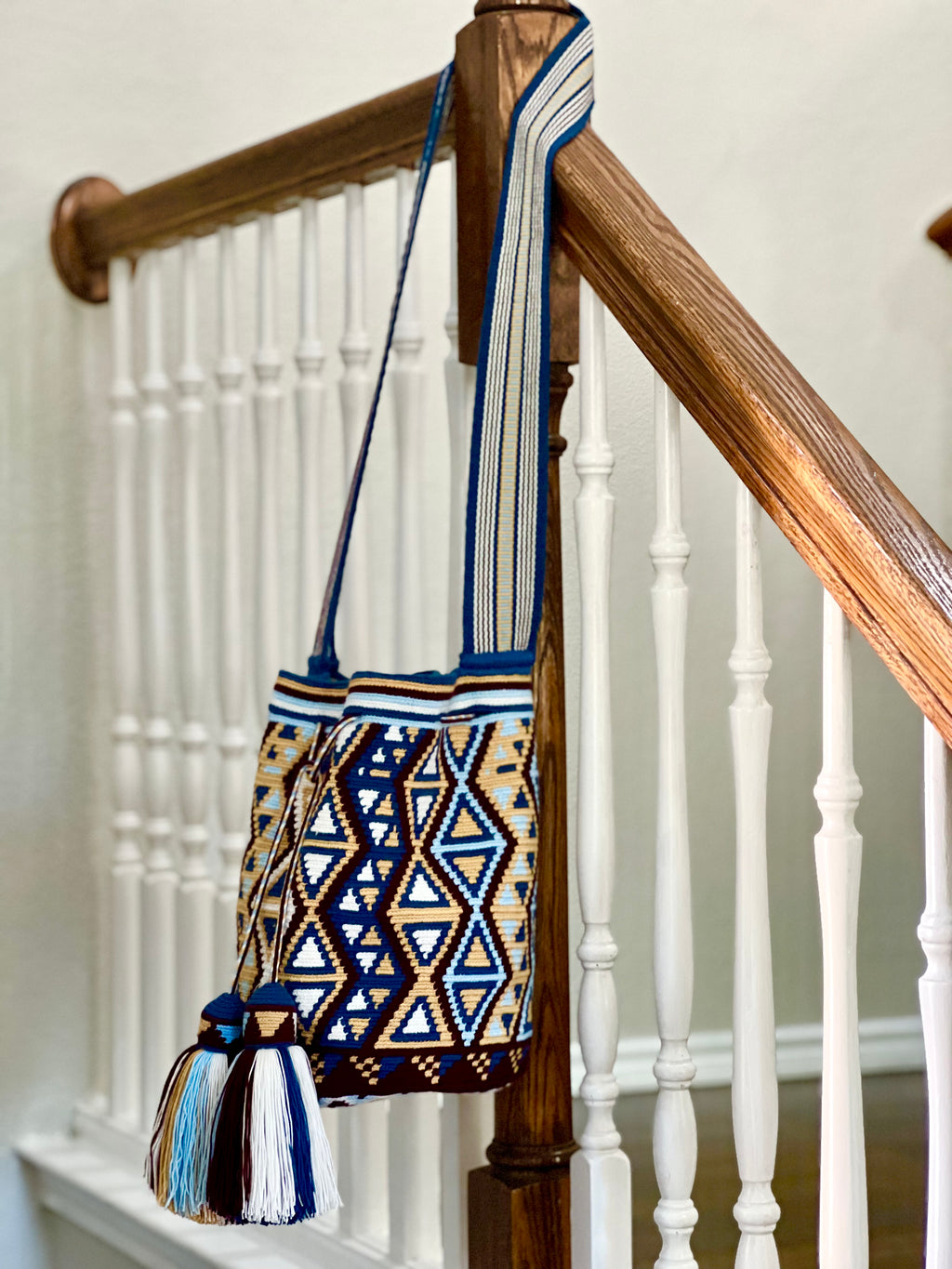 Shoulder Bag ~ MONSERRATE